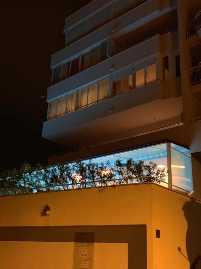 Apartment Relax Whit Big Terrace 170M2 Near The Beach Сплит Экстерьер фото